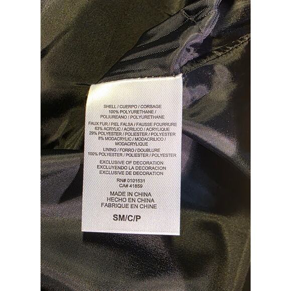 Girls S Disney's Descendants 3 Mal‎ Moto Jacket with Detachable Faux-Collar NWT - Picture 6 of 7